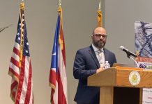 Secretario Desarrollo Económico Puerto Rico se reúne con funcionarios en EE.UU. El secretario del DDEC, también se reunió con funcionarios del Senado federal, con quienes dialogó asuntos relacionados a desarrollo económico y el crédito tributario por menor.
