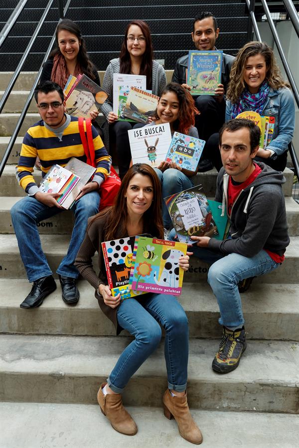 El "limitado acceso" a las bibliotecas p&uacute;blicas en M&eacute;xico y la nueva relaci&oacute;n que tienen los ni&ntilde;os con los tel&eacute;fono m&oacute;viles motivaron a Ariadna Trapote a emprender Little Bookmates.
