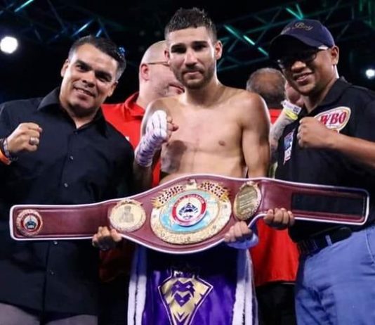 el puertorriqueño Wilfredo "Bimbito" Méndez defenderá por primera vez su título mínimo de la Organización Mundial de Boxeo (OMB).