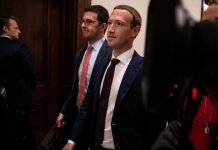Mark Zuckerberg, prometió a sus empleados "luchar y ganar" si la aspirante a la candidatura demócrata a Presidencia Elizabeth Warren es elegida.