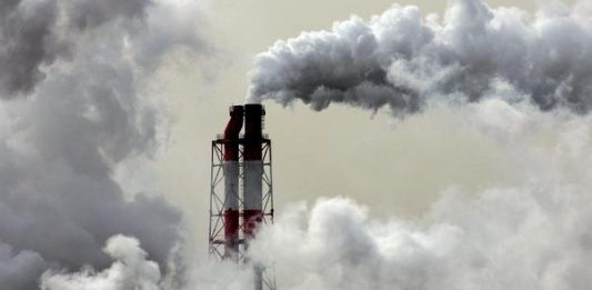 Cerca de cien de las principales ciudades del mundo se comprometieron este miércoles a actuar para que el aumento de la temperatura global a finales de siglo no supere los 1,5 grados, subrayando su apoyo a un nuevo pacto verde global que reconoce que la situación es urgente.