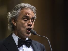 El cantante italiano Andrea Bocelli afirma que es posible que ya no vuelva a hacer un disco de canciones inéditas como "Sí" por la dificultad de encontrar temas "bonitos, honestos e inspirados"