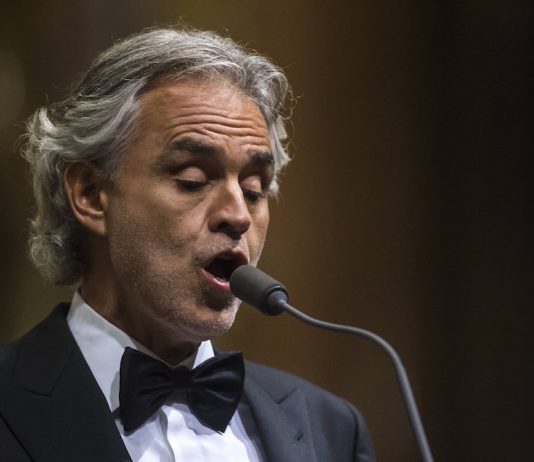 El cantante italiano Andrea Bocelli afirma que es posible que ya no vuelva a hacer un disco de canciones inéditas como "Sí" por la dificultad de encontrar temas "bonitos, honestos e inspirados"
