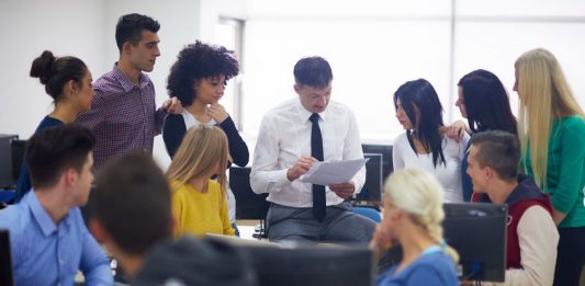 El combustible de una empresa es el equipo de trabajo, y ese lo configuran las personas con capacidad innovadora.