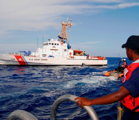 El grupo de migrantes incluía a 51 ciudadanos de la República Dominicana y uno cubano, 39 hombres y 13 mujeres.