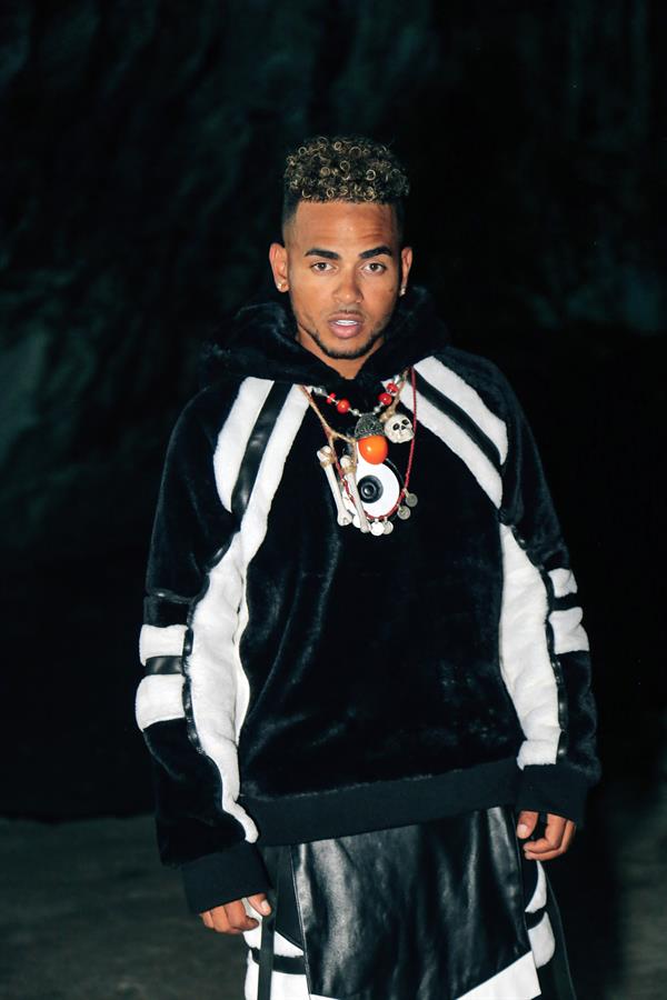 Ozuna, quien se hace conocer como "El negrito de los ojos claros", afirm&oacute; adem&aacute;s que "Niburu" es el resultado "del hambre por seguir creciendo".