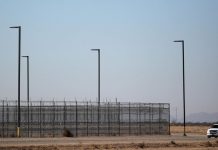 Los detenidos les expusieron quejas por el trato que reciben, por la falta de atención médica, los castigos en solitario.