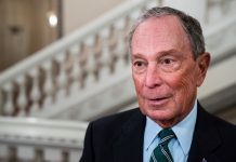 Bloomberg, de alcalde a presidente Bloomberg ha donado diez mil millones de dólares a obras de caridad en más de quinientas ciudades en ciento treinta países de todo el mundo y se ha unido a The Giving Pledge, donde los multimillonarios se comprometen a regalar al menos la mitad de su fortuna.
