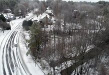 Nieve paraliza estados y amenaza millones de viajes por Acción de Gracias Esta tormenta se ha cobrado la vida de una persona en un accidente de carretera causado por el mal tiempo.