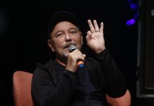 Rubén Blades pospone concierto en Panamá por covid-19 de director de orquesta El cantautor panameño Rubén Blades reveló este viernes en Medellín que planea escribir próximamente un libro sobre su experiencia como migrante en EE.UU.