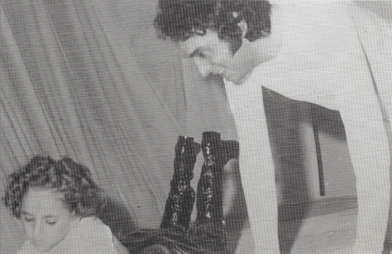 Susan Rybin junto a Nelson Landrieu, en &ldquo;El principito&rdquo;, Teatro Caras Nuevas, 1973.