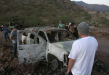 Una madre de Arizona ha recaudado casi 150.000 dólares en apoyo a los familiares de los Langford, Miller y LeBarón y Woolle, que fueron emboscadas el lunes en la zona fronteriza cercana a Sonora, en un ataque que se saldó con nueve muertes, seis de ellas niños.