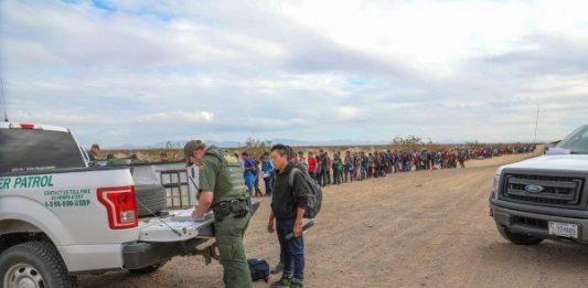 La Corte Suprema permitió el pasado mes de julio que el controversial programa continuase en efecto mientras es debatido en las cortes inferiores.