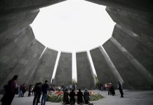 El Senado reconoce el genocidio de 1,5 millones de armenios pese a Trump El pasado mes de octubre, el Congreso ya adoptó una resolución reconociendo el genocidio armenio por 405 votos a favor y 11 en contra.
