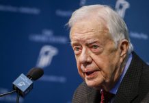El expresidente Jimmy Carter, de 95 años, ingresó este fin de semana a un hospital en Georgia afectado de una infección del tracto urinario.