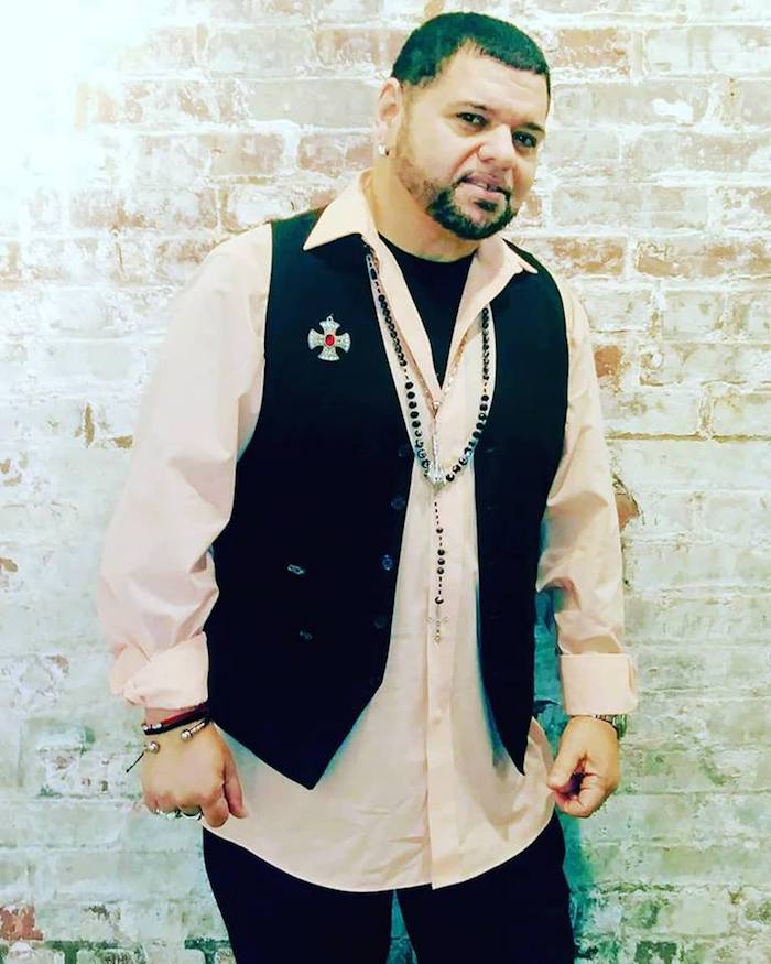 Kandelo comenz&oacute; su carrera profesional siendo un adolescente, con el grupo "The Brooklyn Boys". 