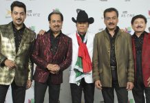 Una de las bandas más conocidas es Los Tigres del Norte, fundada en 1968 y que aún hoy sigue en activo.