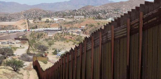 Un juez federal de California ordenó este miércoles bloquear 3.600 millones de dólares que el presidente de Estados Unidos, Donald Trump, había destinado a la construcción de su muro fronterizo con México