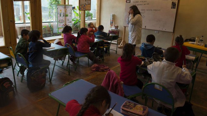 El 70 % de los alumnos de la ense&ntilde;anza p&uacute;blica son hispanos o afroamericanos, m&aacute;s de un tercio de los estudiantes blancos van a escuelas donde ellos son mayor&iacute;a.