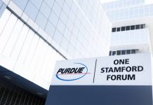 Juez aprobará acuerdo multimillonario de Purdue Pharma con víctimas de opioides Los propietarios de Purdue Pharma, acusada de ser una de las principales causantes de la epidemia de opiáceos que vive EE.UU., multiplicaron los envíos de dinero a sus fondos fiduciarios
