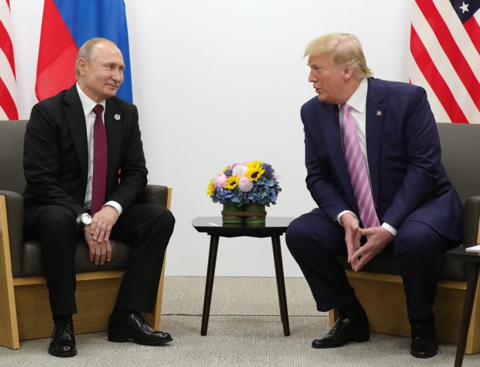 El presidente ruso, Vladímir Putin, llamó hoy por teléfono a su colega Donald Trump, para agradecerle la información que permitió prevenir atentados terroristas en Rusia.