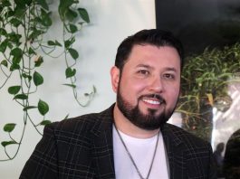 Los seguidores de Roberto Tapia respondieron positivamente al llamamiento del cantante y le mostraban toda su colaboración ante la complicada situación.