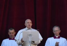 El papa habla de las "tinieblas" del mundo, de Latinoamérica a Siria y Líbano El papa exhortó a que Dios "remueva las conciencias de los hombres de buena voluntad" e "inspire a los gobernantes a encontrar soluciones que garanticen la seguridad y la convivencia pacífica.
