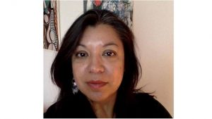La escritora mexicoestadounidense &Aacute;ngela Trudell V&aacute;squez, que acaba de ser nombrada como la primera poeta embajadora latina de la ciudad de Madison (capital de Wisconsin), declar&oacute; este mi&eacute;rcoles que quiere inspirar a la gente a escribir sus propias historias.