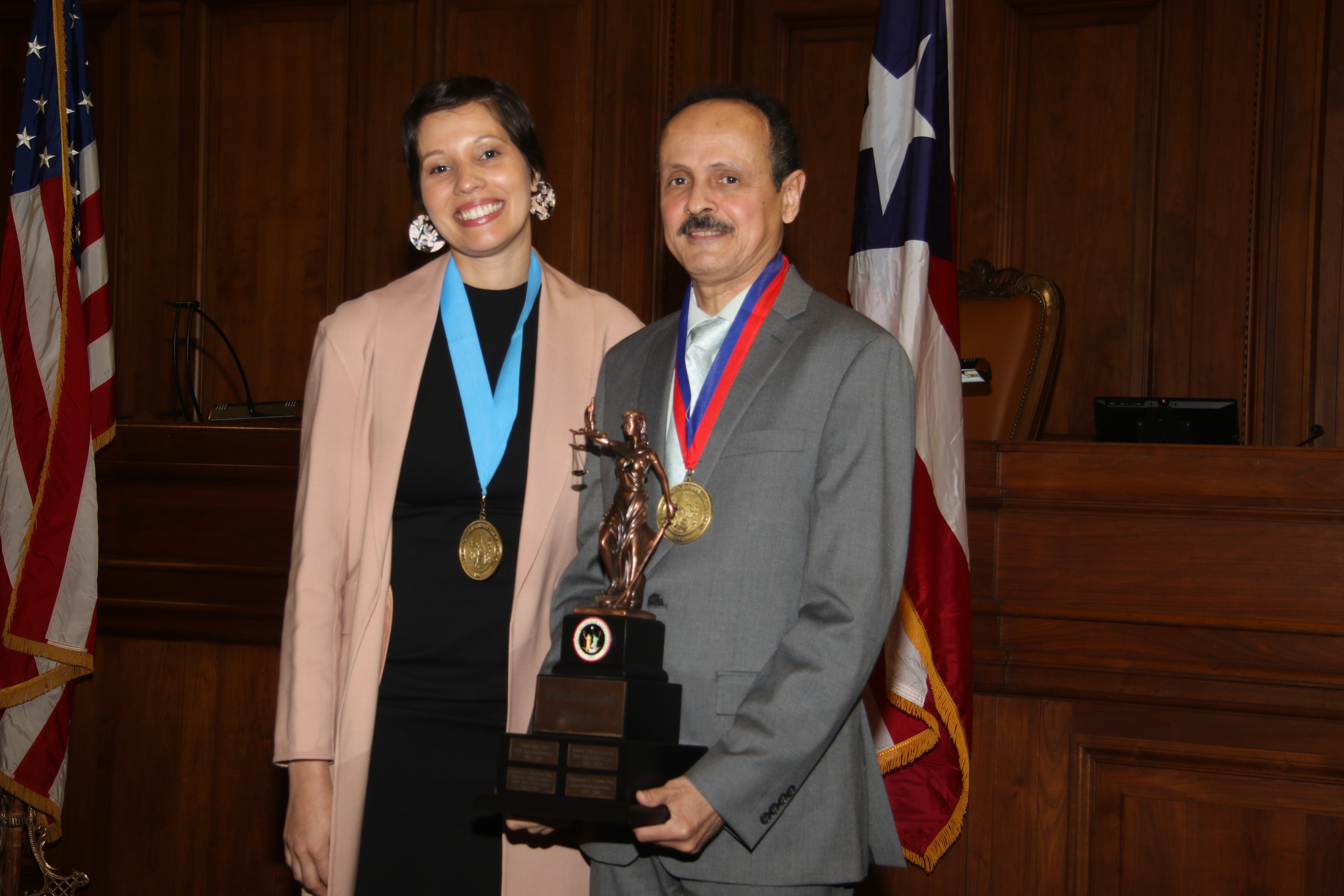Stephanie Correa, presidenta saliente.