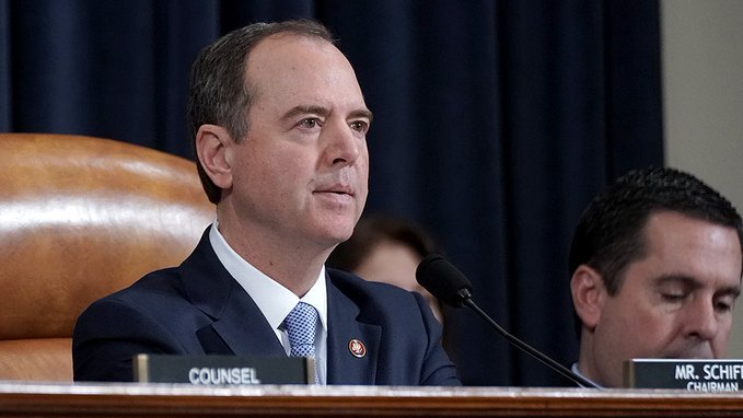 "Si les gusta o no el presidente es irrelevante. Se trata de la Constitución y de su mala conducta (la de Trump). Si cumple con el estándar de una conducta de 'impeachment', como hemos demostrado, no importa si les gusta", aseguró Schiff.