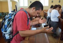 Arrestan a líderes religiosos por fraude migratorio y desvío de donaciones El Departamento de Justicia (DOJ) alega que “la mayor parte o la totalidad del dinero recaudado se utilizó para financiar las operaciones de la iglesia y el lujoso estilo de vida" de su líder.