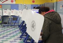 Asamblea de Nueva York evaluará proyecto que creará registro automático votantes Este proyecto surge luego de que el año pasado se aprobaran reformas al sistema electoral entre ellas la que permite que los neoyorquinos puedan emitir su voto por adelantado.