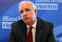 El alcalde del Condado Miami-Dade, Carlos Giménez, anunció este jueves que se postula como congresista por el Distrito 26 de Florida