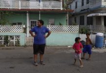 Costo por no atender la pobreza infantil en Puerto Rico alcanza los 4.418 millones El estudio estimó además que el 50 por ciento de los costos del crimen en la isla pueden ser atribuidos a la pobreza infantil.