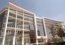 El fiscal general del estado de Washington, Bob Ferguson, presentó este jueves una demanda contra la multinacional Johnson & Johnson acusándola de desempeñar un papel clave en el uso desmedido de opioides