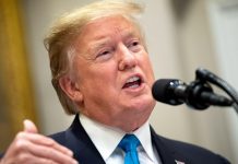 El presidente Donald Trump levantó este lunes la restricción al suministro de asistencia a Bolivia, al considerarla "vital" para los intereses de su país.