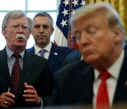 Trump insistió en que el propio presidente de Ucrania, Volodímir Zelenski, ha rechazado que hubiera habido "presiones o problemas".