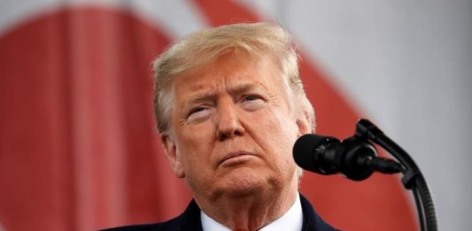El presidente Donald Trump y su predecesor en el cargo, Barack Obama, se unieron este domingo al luto por la trágica muerte del exbaloncetista Kobe Bryant