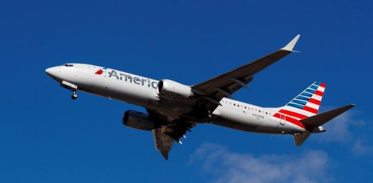 La Administración Federal de Aviación  prohibió este martes que las aerolíneas comerciales de EE.UU. operen sobre el espacio aéreo de Irak e Irán
