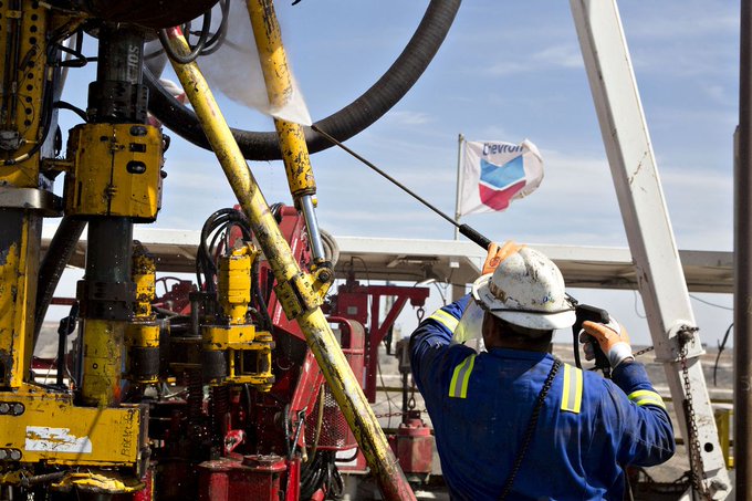 Chevron es la única gran petrolera estadounidense que se mantiene en Venezuela, donde cuenta con 8.000 empleados.