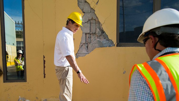 Cuomo viaj&oacute; a Puerto Rico el pasado martes para presenciar de primera mano la magnitud de los da&ntilde;os debido a los terremotos.