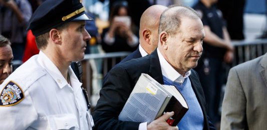El juicio por abusos sexuales contra el productor de cine Harvey Weinstein comienza este 6 de enero en la Corte Suprema de Nueva York en medio de una gran expectación por su significado simbólico para el feminismo