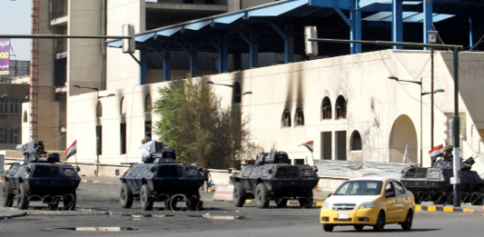 Las inmediaciones de la Embajada de Estados Unidos en Bagdad amanecieron este jueves en calma y bajo fuertes medidas de seguridad