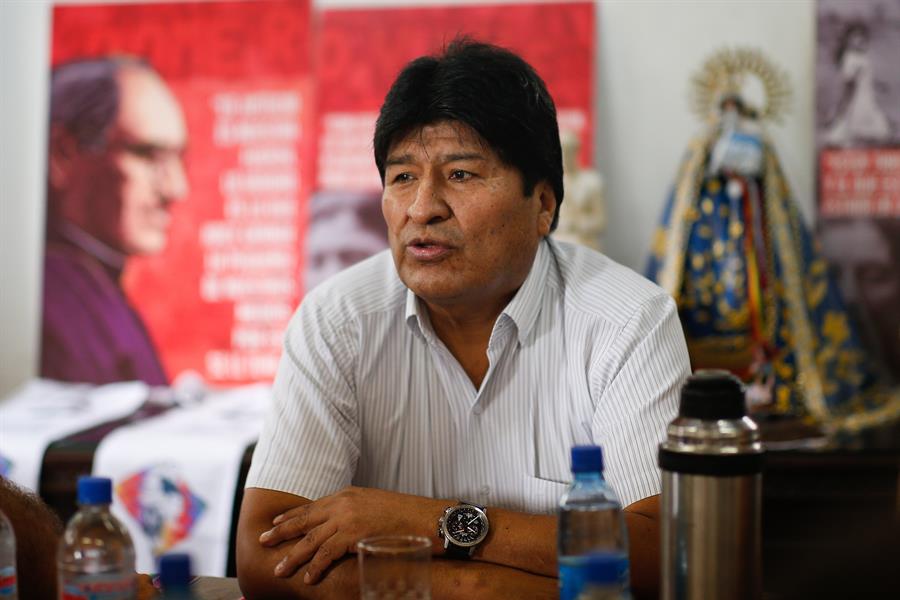 Evo Morales habla de Estados Unidos El expresidente boliviano Evo Morales, que este domingo cumple un mes en Argentina, aseguró hoy que Estados Unidos no quiere que él regrese a su país