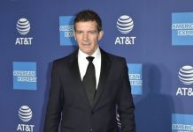 Un "muy feliz" Antonio Banderas y una Jennifer López que vivió "una noche mágica" fueron premiados el jueves en el Festival Internacional de Cine de Palm Springs.