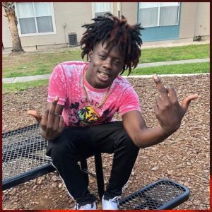 El rapero de Florida Glokknine, de 19 años, fue arrestado en Miami acusado de porte ilegal de armas.