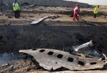 El "mea culpa" llegó después de dos jornadas en las que las autoridades iraníes negaron la hipótesis del derribo, pese a que varios países como Canadá ya habían denunciado que un misil tierra-aire alcanzó el avión.