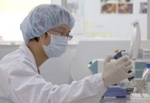 J&J "bastante confiado" en crear una vacuna para el coronavirus en un año China anunció ayer que ha empezado a desarrollar una vacuna con la que prevé combatir y derrotar al nuevo coronavirus.