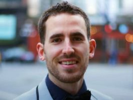 Polémica en Canadá por tratamiento en México de autismo con transplante fecal Klop ofrece el tratamiento a niños con autismo de Canadá y otros países del mundo en dos clínicas situadas al sur de Tijuana, en el noroeste de México.