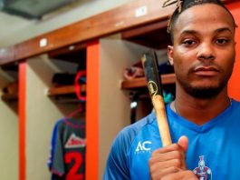 El puertorriqueño José Sermo, de los Atenienses de Manatí, ha sido elegido "Jugador Más Valioso" y "Novato del Año" de la temporada 2019-2020